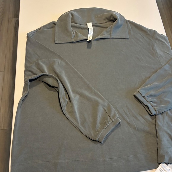 New Lululemon Softstreme Pique Oversized LS Polo Top Green Grey Size L - Picture 5 of 7